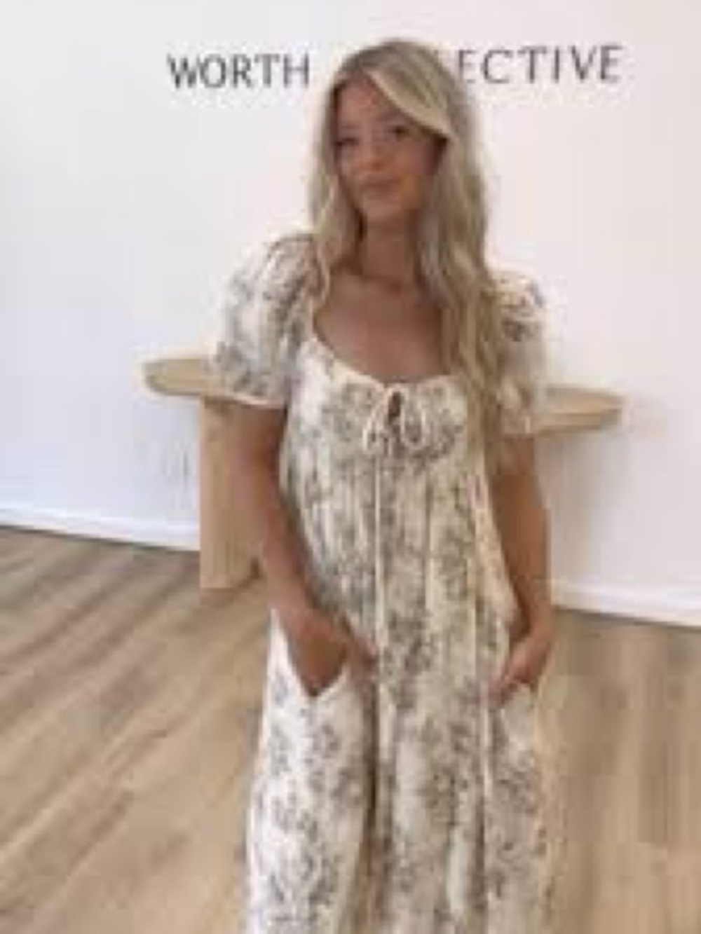Worthy Collective Floral Maxi Dress in Cream & Brown Size Large Like New